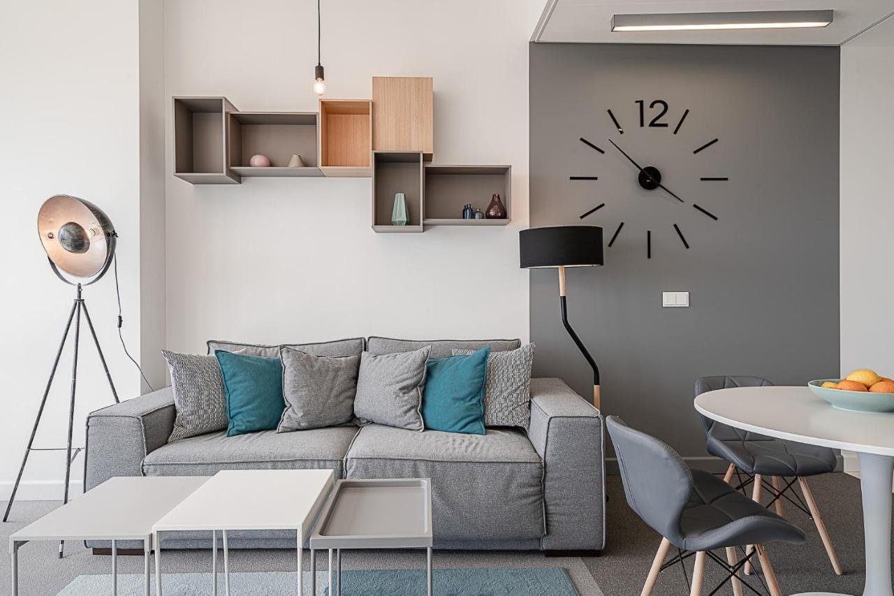 Rentplanet - Apartament Sky Tower 브로츠와프 외부 사진